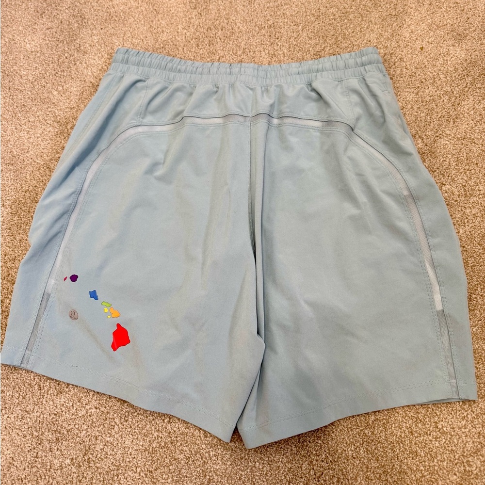 *RARE* Lululemon Hawaii Pace Breaker 7” shorts